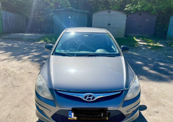 Hyundai I30 cena 25500 przebieg: 129351, rok produkcji 2012 z Gdańsk małe 79